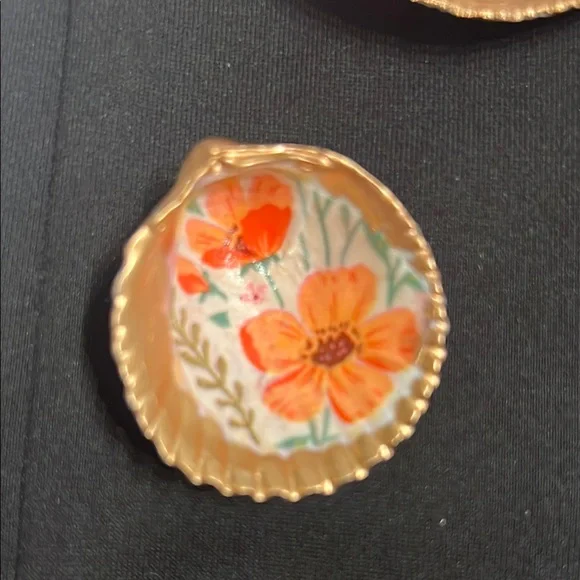 Handcrafted Floral Shell decoupage Trinket Dishes - Gold and Multicolor set of 3 - Picture 6 of 8